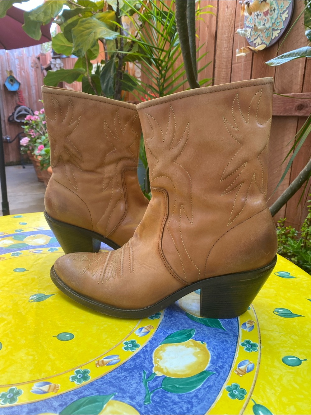Chloé Women’s Tan Leather Western Ankle Boots Size 40Euro